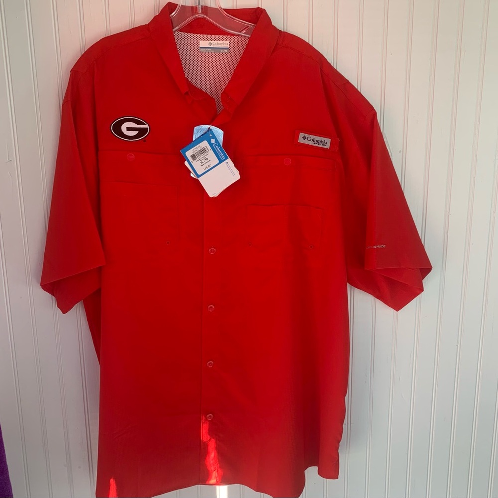 Columbia Georgia Bulldog (NWT) (XL) Collared, Button Down Vibrant Red Shirt - Picture 2 of 13
